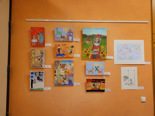 Fables illustrated, including The Dog and the Cat, Cat and Mouse in Partnership